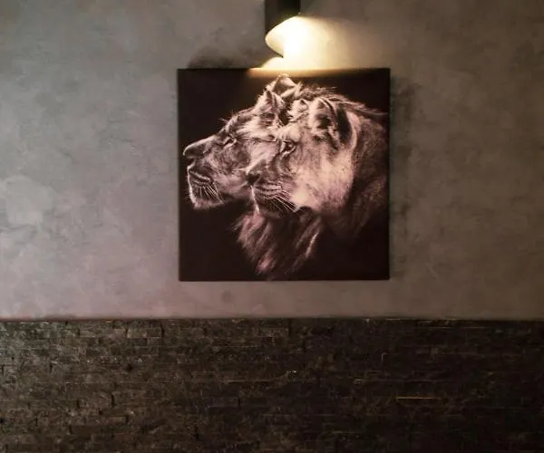 Lion Luxury